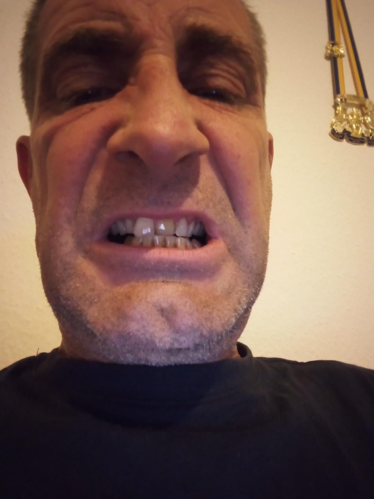 Schaum bildet sich stark