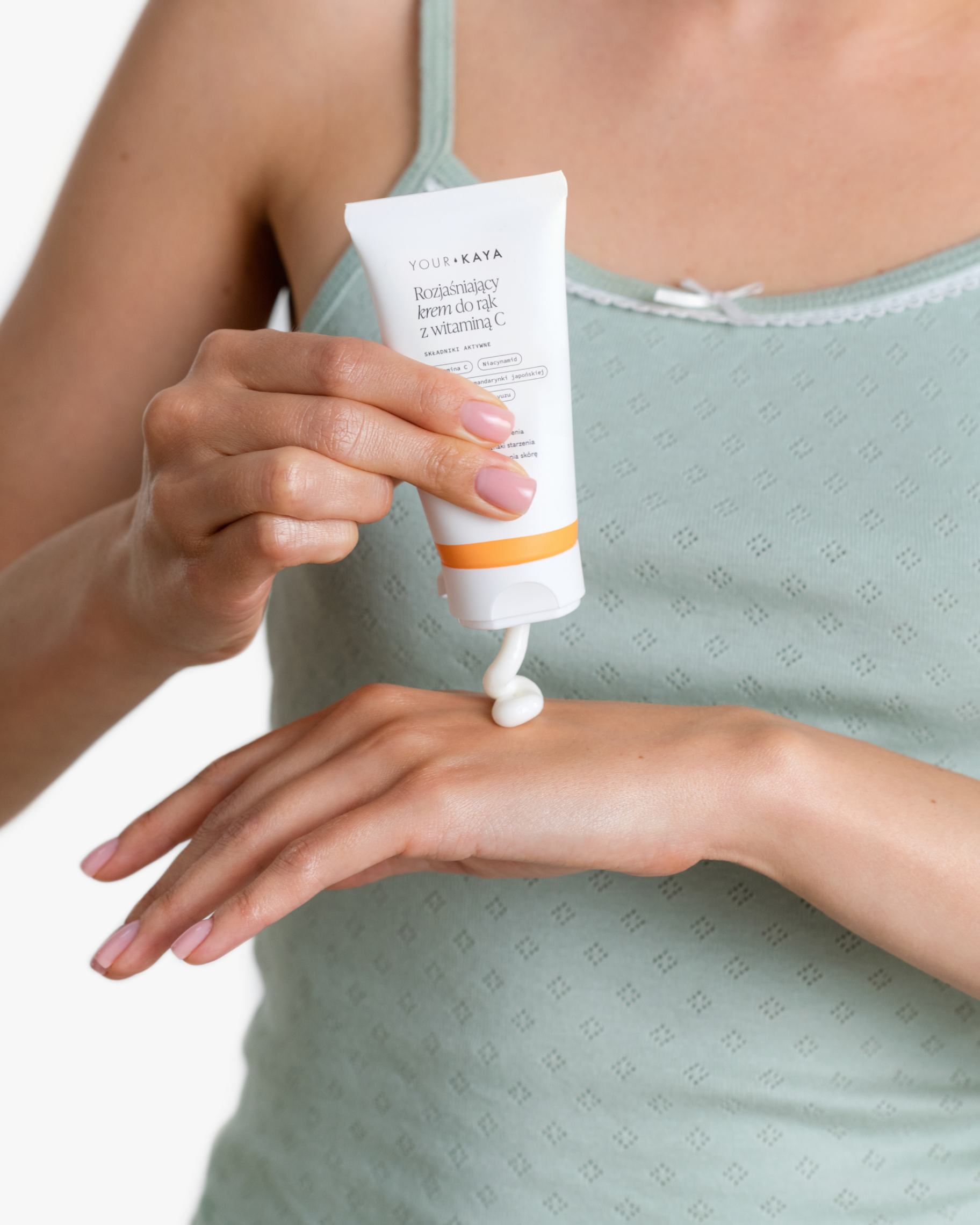 your-kaya-h-nde-handcreme-vitamin-c-gegen-flecken image 2