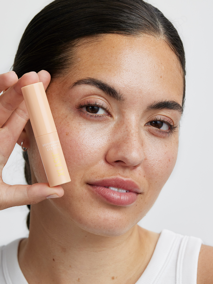 xlash-brightening-vitamin-c-eye-stick-augenserum-stick image 3