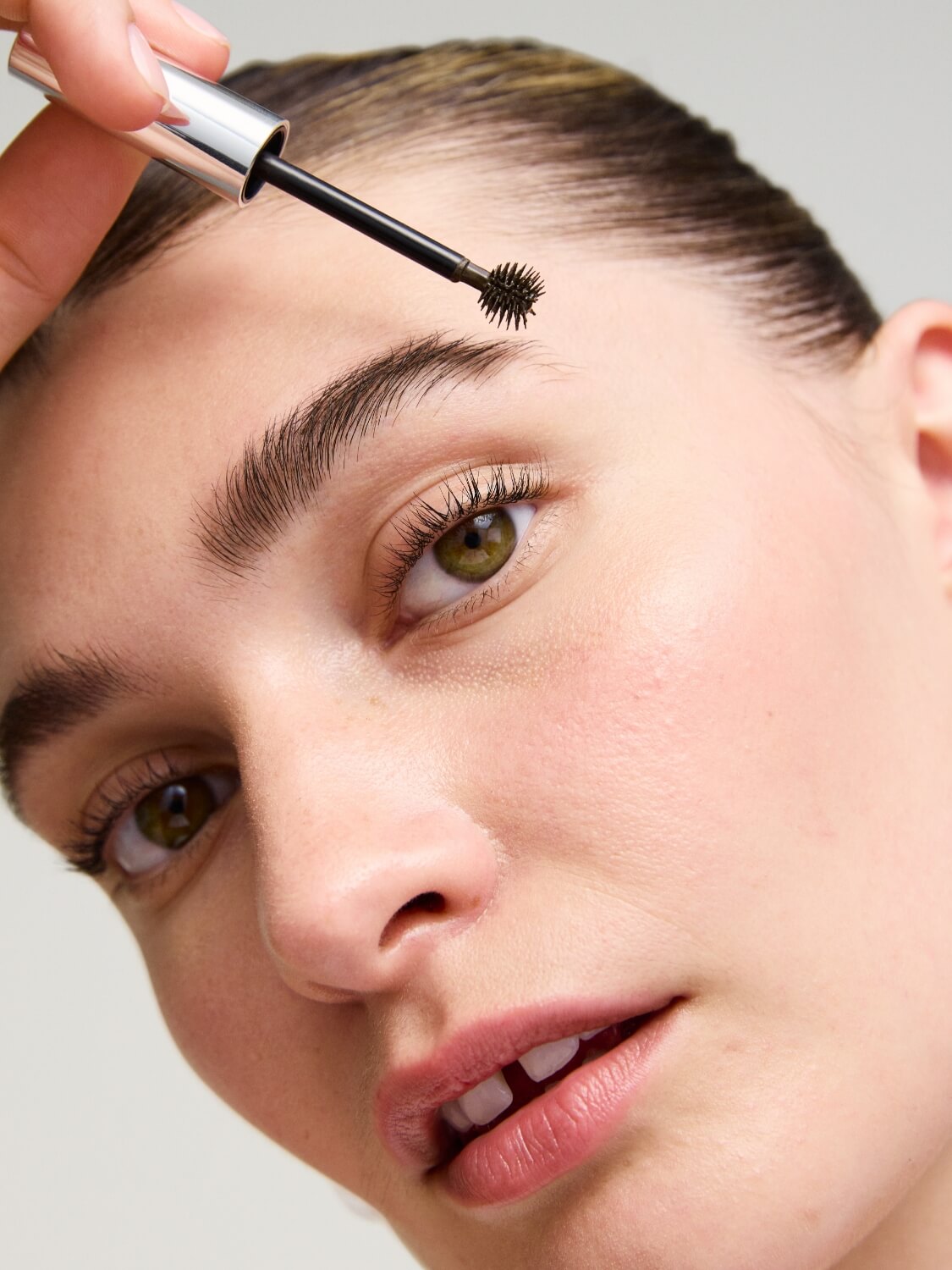 xlash-makeup-brow-builder-augenbrauen-mascara-soft-brown-volumen image 3