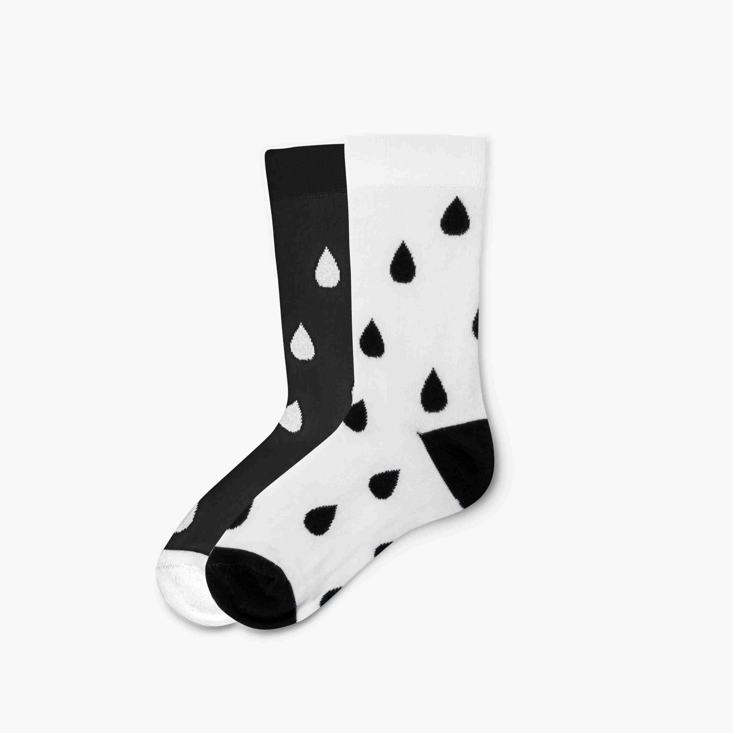 your-kaya-x-kabak-socken-schwarz-wei-punkte-one-size image 1
